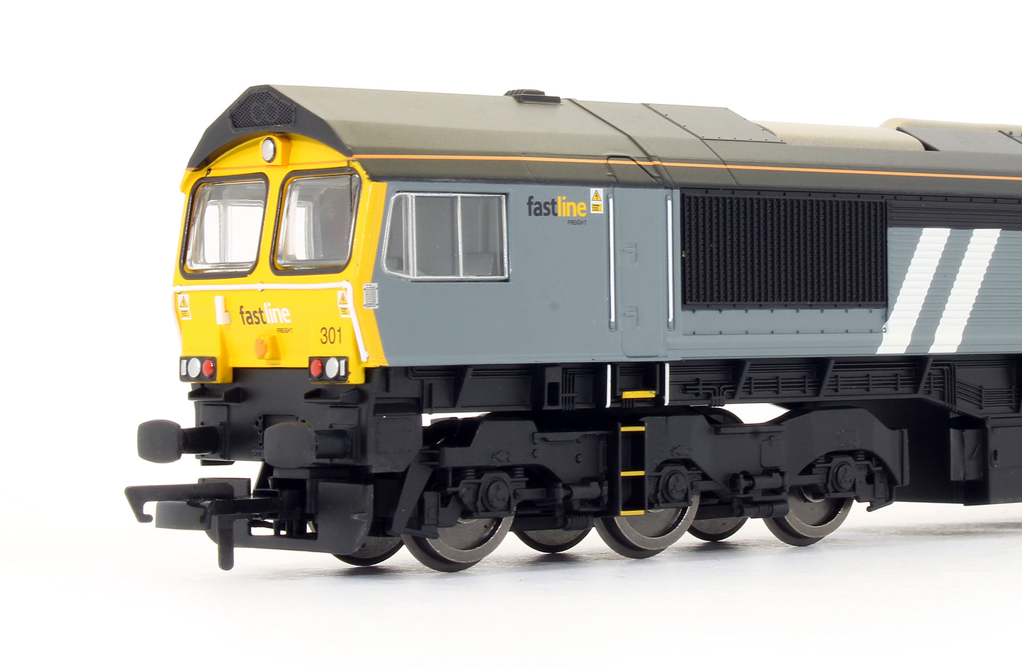 Pre-Owned R30167 Fastline Class 66301 Diesel Locomotive