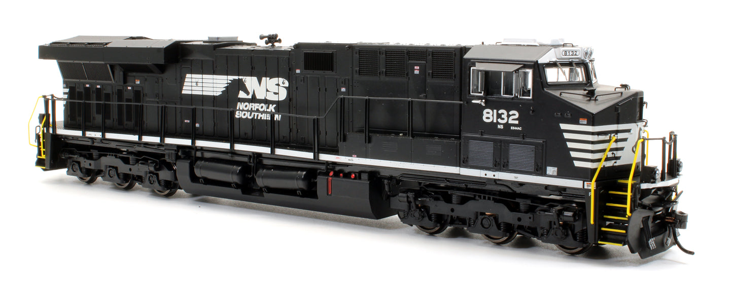 Pre-Owned GE ES44AC NS Diesel Locomotive - Road #8132 - DCC Sound