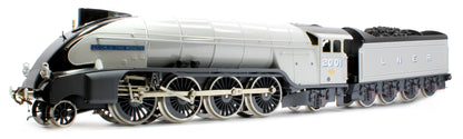 E/36-B3-CN P2 Class Streamlined "Cock O The North" 2-8-2 LNER Two Tone Grey No. 2001 Steam Locomotive