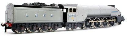 E/36-B3-CN P2 Class Streamlined "Cock O The North" 2-8-2 LNER Two Tone Grey No. 2001 Steam Locomotive