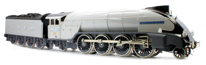 E/36-B3-CN P2 Class Streamlined "Cock O The North" 2-8-2 LNER Two Tone Grey No. 2001 Steam Locomotive
