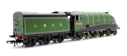 Pre-Owned R30136 Class B17/5 4-6-0 2859 'East Anglian' LNER Apple Green Steam Locomotive