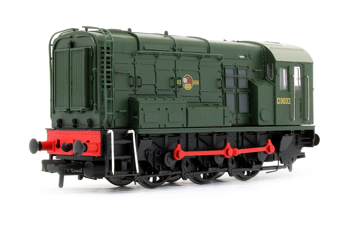 Pre-Owned 32-113 Class 08 D3032 BR Green Hinged Door Type Diesel Shunter Locomotive