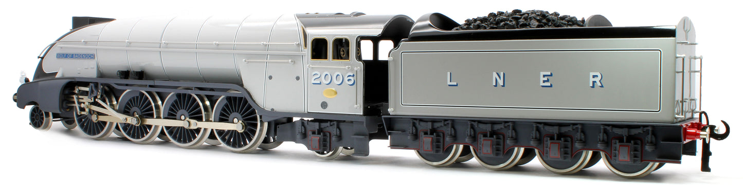 E/36-B3-WB P2 Class Streamlined "Wolf of Badenoch" 2-8-2 LNER Two Tone Grey No. 2006 Steam Locomotive