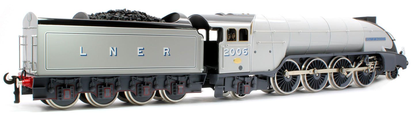 E/36-B3-WB P2 Class Streamlined "Wolf of Badenoch" 2-8-2 LNER Two Tone Grey No. 2006 Steam Locomotive