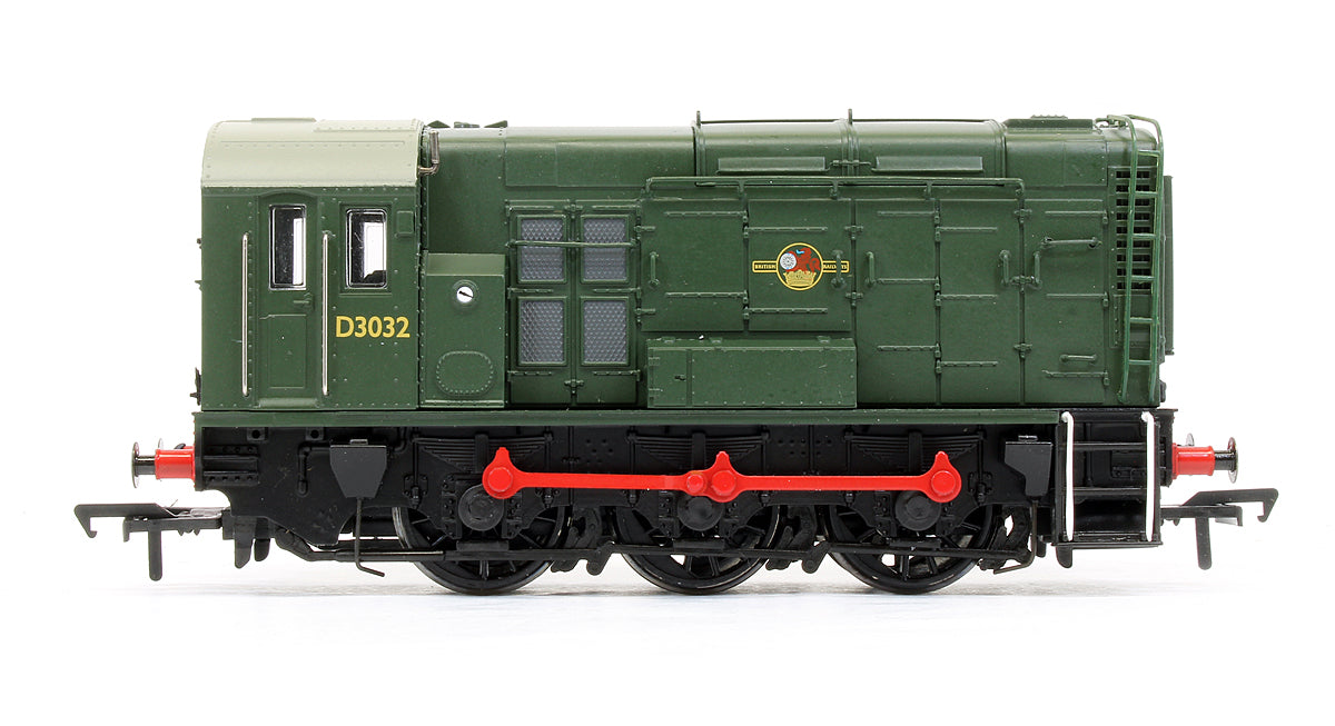 Pre-Owned 32-113 Class 08 D3032 BR Green Hinged Door Type Diesel Shunter Locomotive