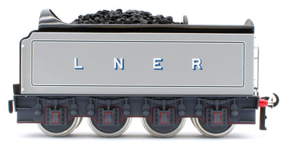E/36-B3-WB P2 Class Streamlined "Wolf of Badenoch" 2-8-2 LNER Two Tone Grey No. 2006 Steam Locomotive
