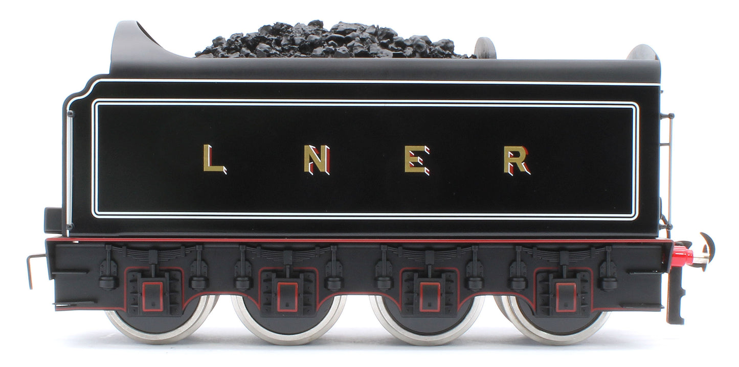 E/36-B4-CN P2 Class Streamlined "Cock O The North" 2-8-2 LNER Lined Gloss Black No. 2001 Steam Locomotive