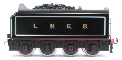 E/36-B4-CN P2 Class Streamlined "Cock O The North" 2-8-2 LNER Lined Gloss Black No. 2001 Steam Locomotive