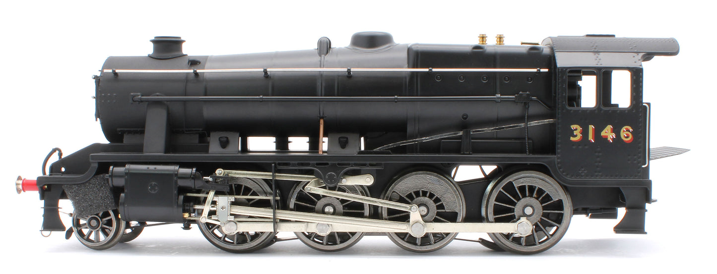 E/38-C LNER Stanier Class 8F 2-8-0 Unlined Satin Black No. 3146 Steam Locomotive