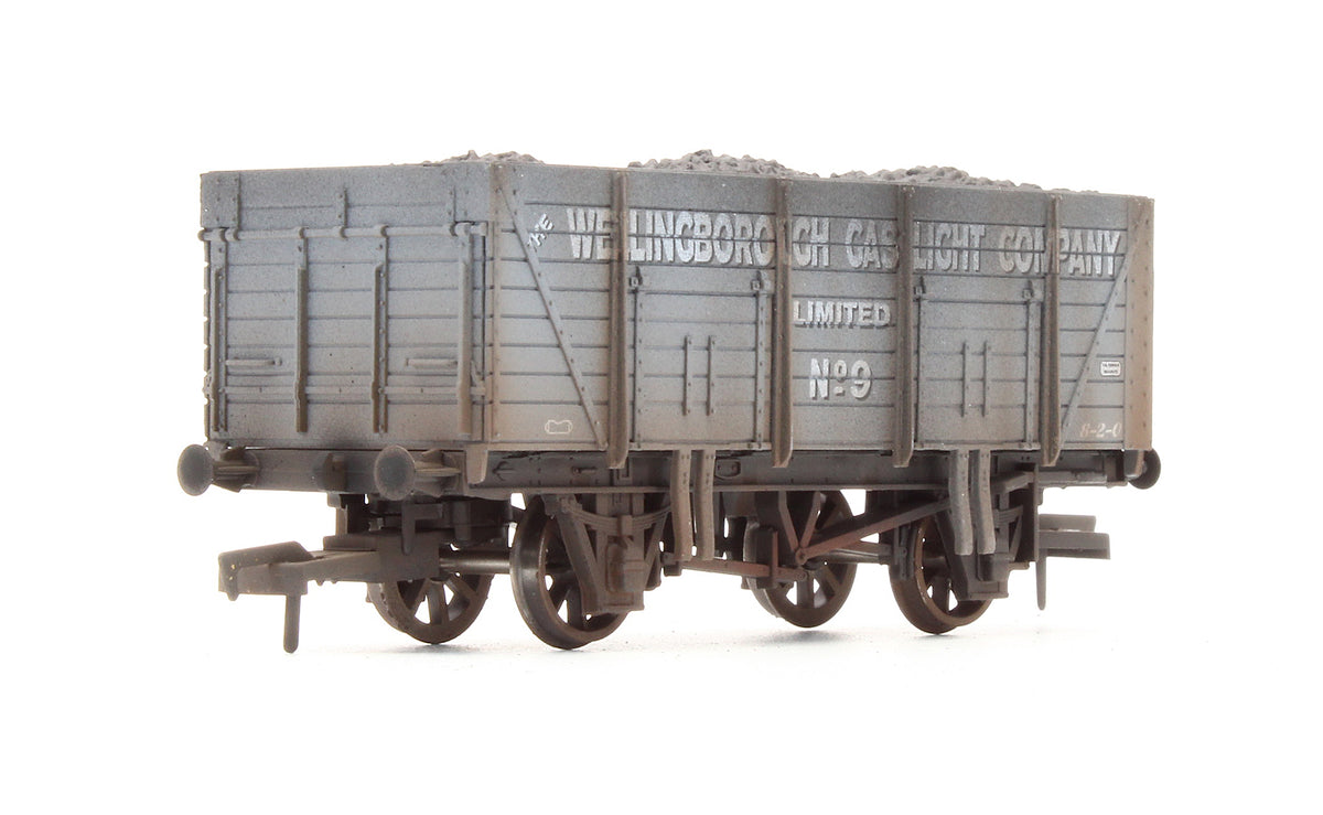 Pre-Owned 9 Plank Wagon 'Wellingborough Gas Light Co' No.9 - Custom Weathered
