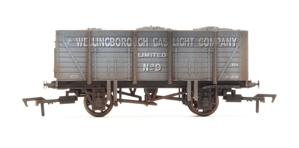 Pre-Owned 9 Plank Wagon 'Wellingborough Gas Light Co' No.9 - Custom Weathered