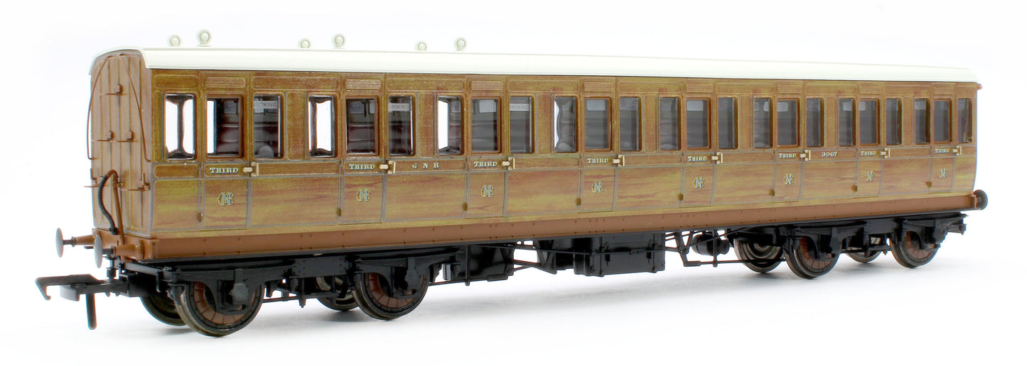 978021 48' GNR ‘Evolution’ Bogie Coach Non-Corridor Carriage No.3156, No.3067 & No.3923 3-Pack