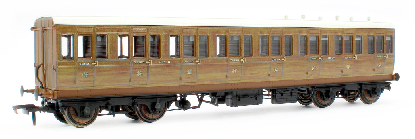 978021 48' GNR ‘Evolution’ Bogie Coach Non-Corridor Carriage No.3156, No.3067 & No.3923 3-Pack
