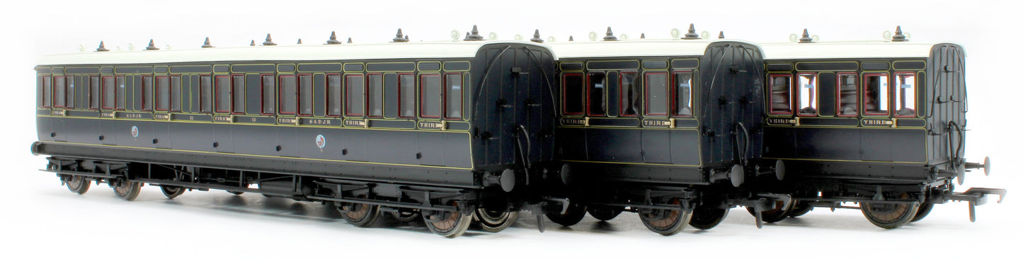 978025 48' SDJR ‘Evolution’ Bogie Coach Non-Corridor Carriage No.85, No.71 & No.15 3-Pack