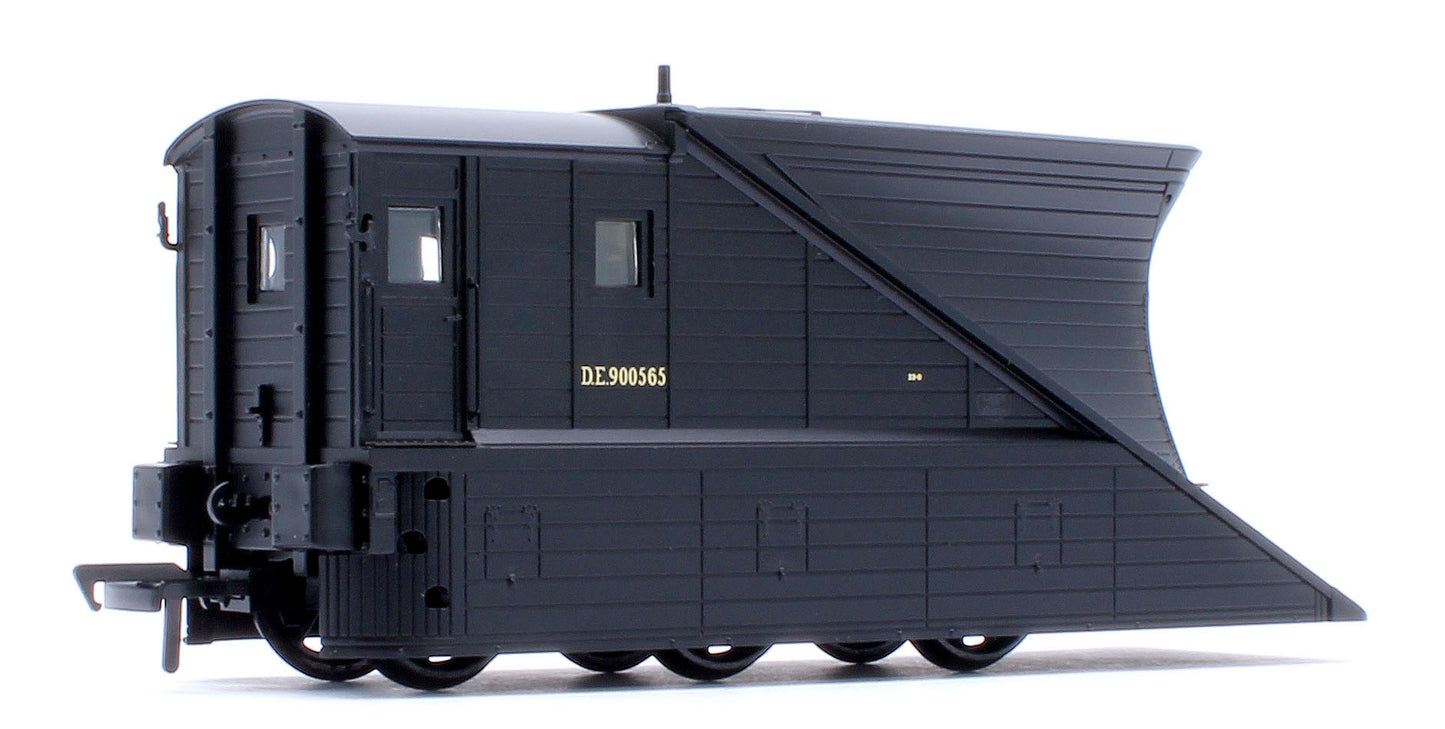 Pair of 2 NER Snowploughs DE900565 & DE900566 BR Departmental Black