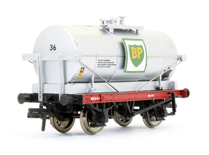 Pre-Owned Set Of 3 - 14T 'BP' Silver Tank Wagons