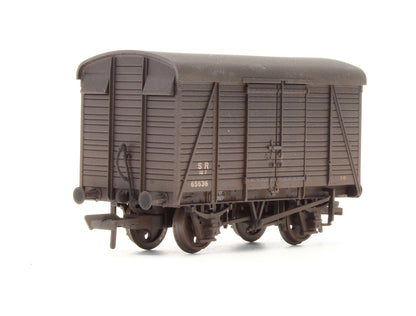 Pre-Owned 12T Southern 2+2 Plank Vent Van SR Brown No.65636 - Custom Weathered