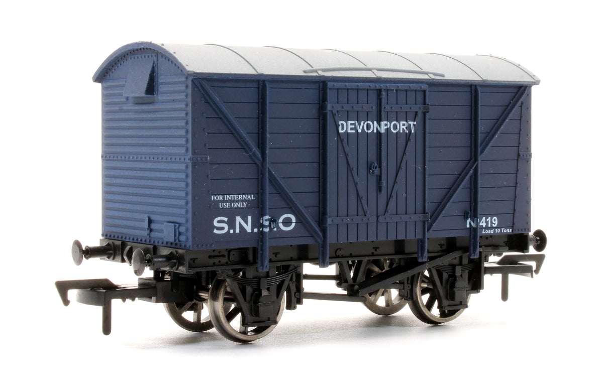 Pre-Owned Royal Navy 'Devonport' Vent Van No.419 - Limited Edition