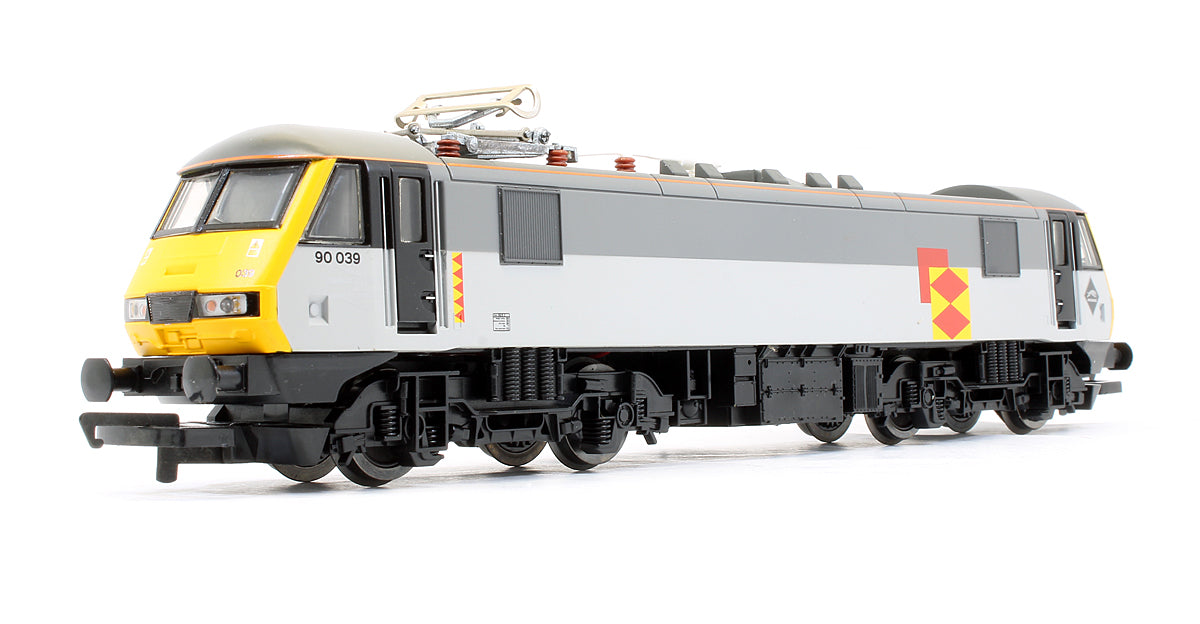 Pre-Owned Railfreight Distribution Class 90039 Electric Locomotive