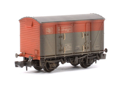 Custom Weathered Set of 3 BR 12T VEA Ventilated Vans, BR Railfreight Red/Grey