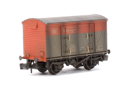 Custom Weathered Set of 3 BR 12T VEA Ventilated Vans, BR Railfreight Red/Grey