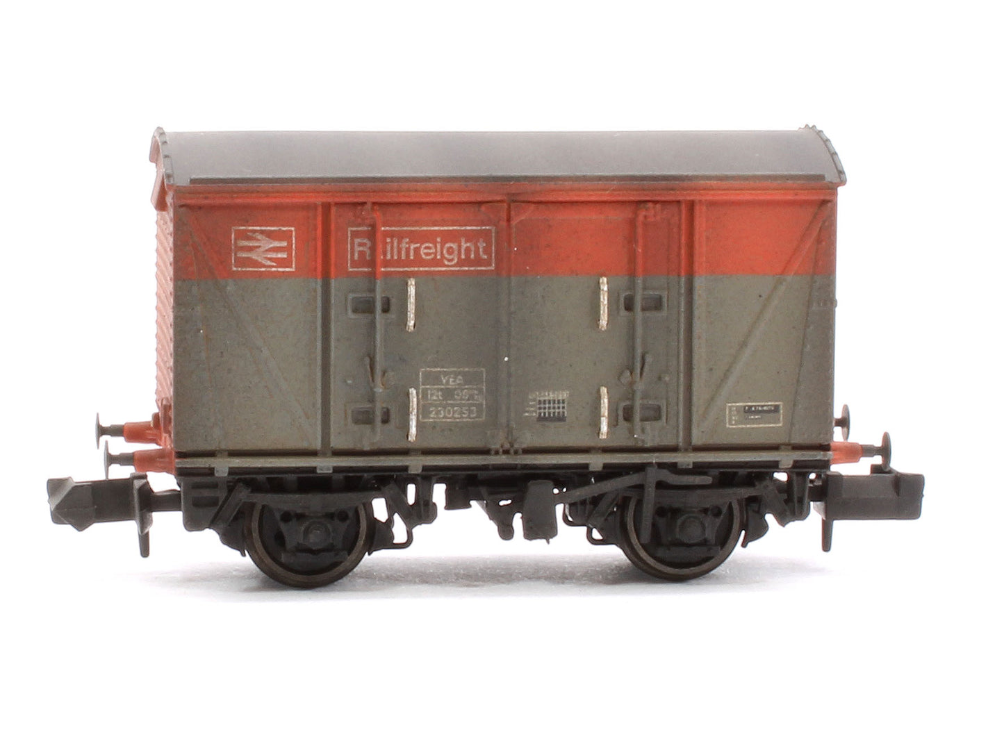 Custom Weathered Set of 3 BR 12T VEA Ventilated Vans, BR Railfreight Red/Grey