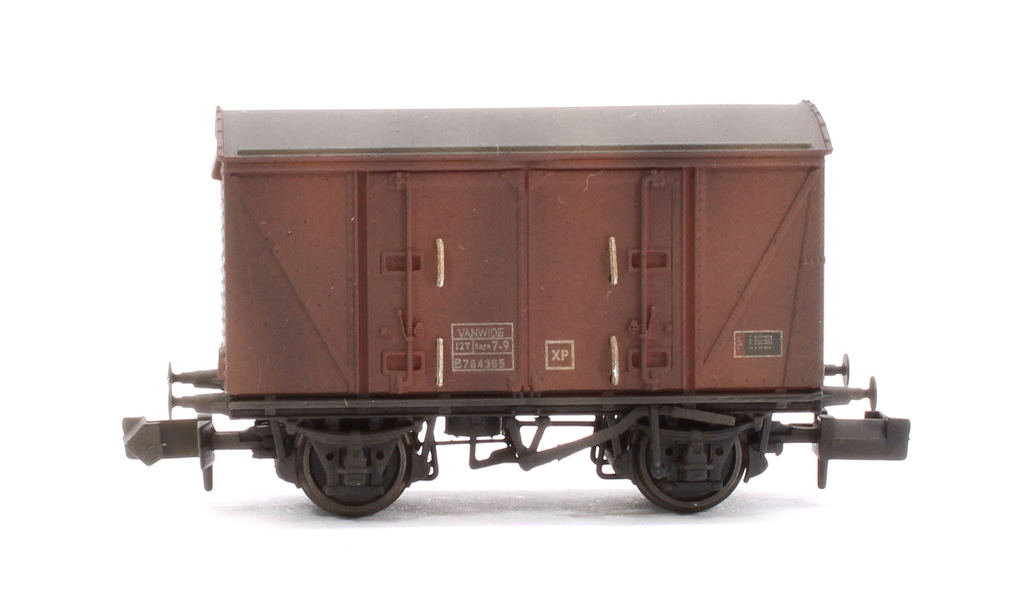 Custom Weathered Set of 3 BR 12T Vanwide Ventilated Vans, BR Bauxite (Late)