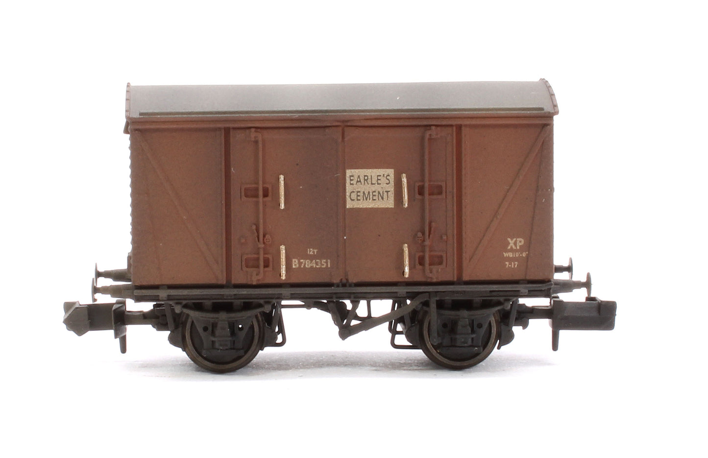 Custom Weathered Set of 3 BR 12T Vanwide Ventilated Vans, BR Bauxite (Early) Earle's Cement