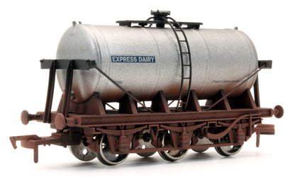Pre-Owned 'Express Dairies Co' 6 Wheel Tanker No.B3184 (Weathered) - Limited Edition