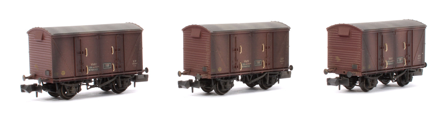 Custom Weathered Set of 3 BR 12T Vanwide Ventilated Vans, BR Freight Brown VMV XP