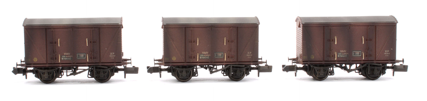 Custom Weathered Set of 3 BR 12T Vanwide Ventilated Vans, BR Freight Brown VMV XP