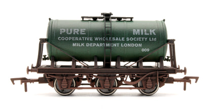 Pre-Owned Pure Milk Cooperative Ltd 6 Wheel Tanker No.009 (Weathered) - Limited Edition