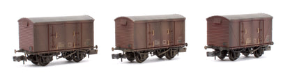 Custom Weathered Set of 3 BR 12T Vanwide Ventilated Vans, BR Freight Brown VEV