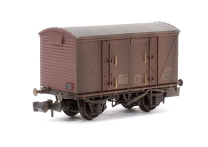 Custom Weathered Set of 3 BR 12T Vanwide Ventilated Vans, BR Freight Brown VEV