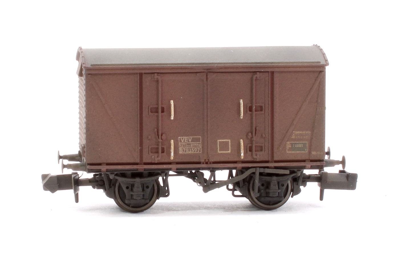 Custom Weathered Set of 3 BR 12T Vanwide Ventilated Vans, BR Freight Brown VEV