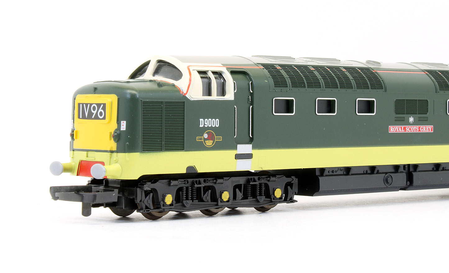 Pre-Owned BR Two Tone Green Class 55 'Royal Scots Grey' D9000 Diesel Locomotive - Limited Edition