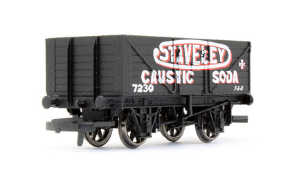 Pre-Owned R6811 7 Plank Wagon 'Staveley' No.7230