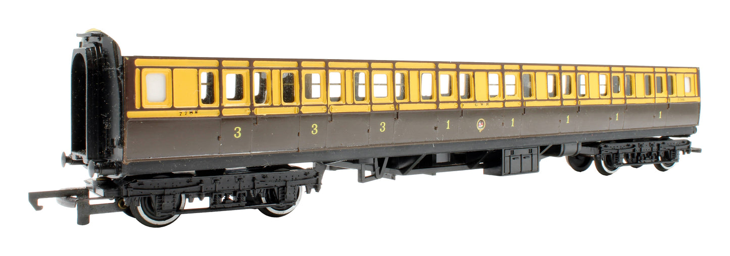 Pre-Owned R26 GWR First/Third Coach Chocolate/Cream '7782'