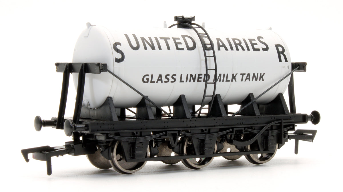 Pre-Owned SR United Dairies 6 Wheel Milk Tank Wagon