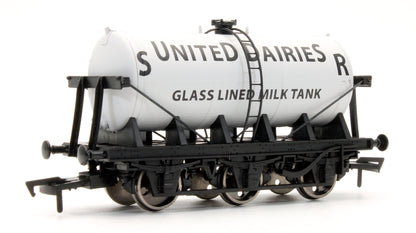 Pre-Owned SR United Dairies 6 Wheel Milk Tank Wagon