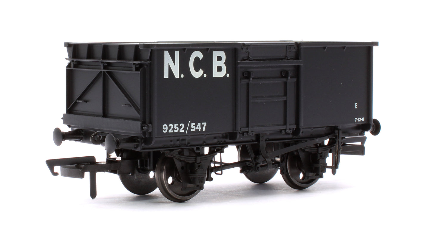 BR 16T Mineral - 1/108 - NCB (Bates Colliery) Black Triple Pack - Pack R