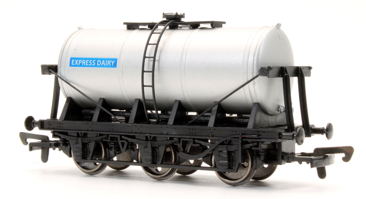 Pre-Owned Express Dairy 6 Wheel Milk Tank Wagon