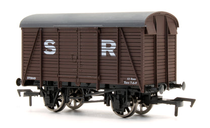 Pre-Owned SR Brown Box Van No.273849