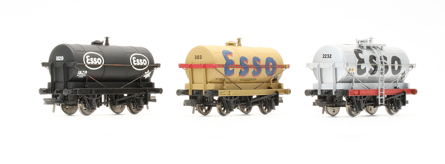 Pre-Owned Tank Traffic Classics Set Of 3 'Esso' Tank Wagons