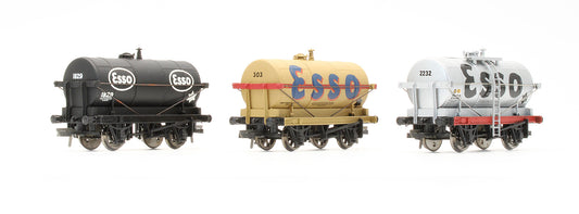 Pre-Owned Tank Traffic Classics Set Of 3 'Esso' Tank Wagons
