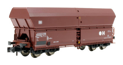 Pre-Owned 852416 DB Pack of Two Self-Unloading Ballast Hoppers 'H'