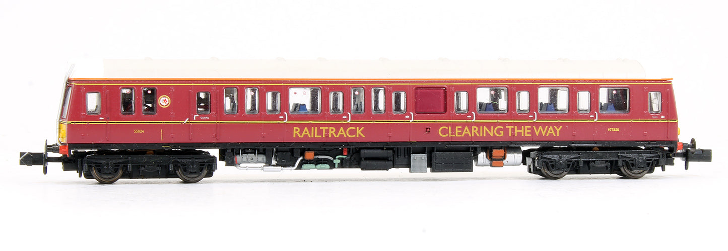 Pre-Owned Class 121 977858 BR Maroon SYP Railtrack Cleaning The Way