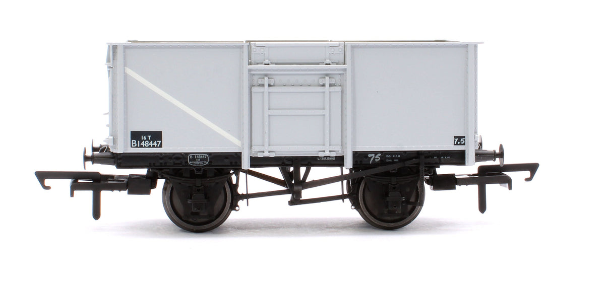 Pre-Owned BR 16T Mineral - 1/109 - BR Freight Grey (Original text on black panels) Triple Pack - Pack F