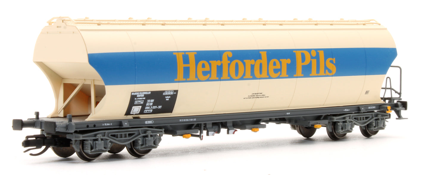 Pre-Owned Set of 2 DB 4-axle silo wagons "Herforder Pils"